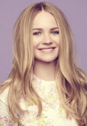 Britt Robertson