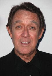 Larry Pine