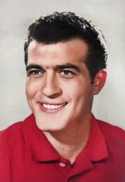 Fikret Hakan