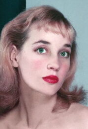 Sylvia Syms